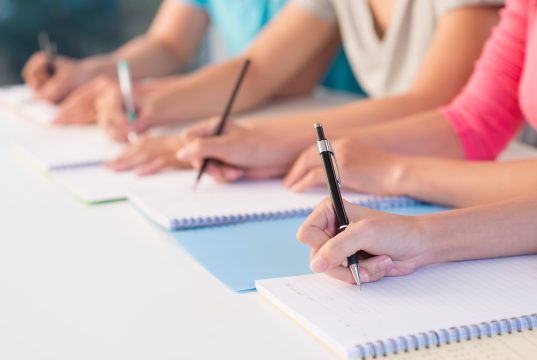 Estudar para concurso ainda é uma boa ideia! Entenda por quê